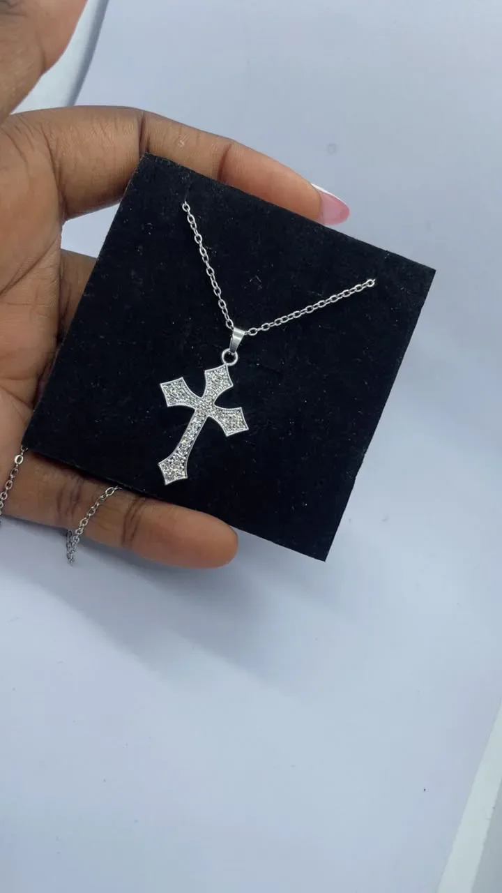 Collier — image 2 sur 18