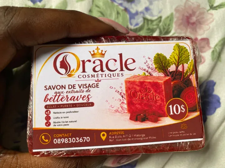 Savon de visage Oracle Cosmétiques aux extraits de betteraves — image 1 sur 1