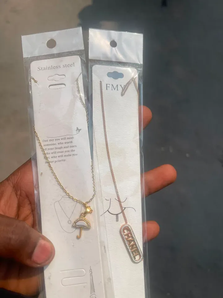 Collier — image 11 sur 18
