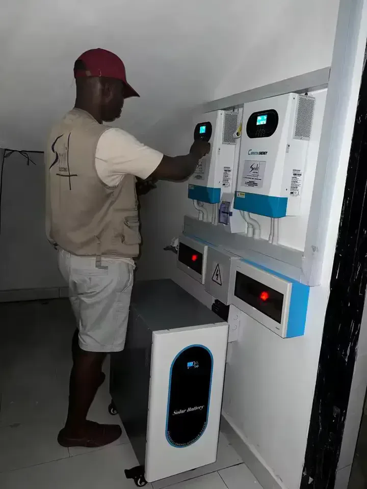 Batterie   Lithium15kwh 48v  300ah Lifepo4 Avec Bms, Cworth energy